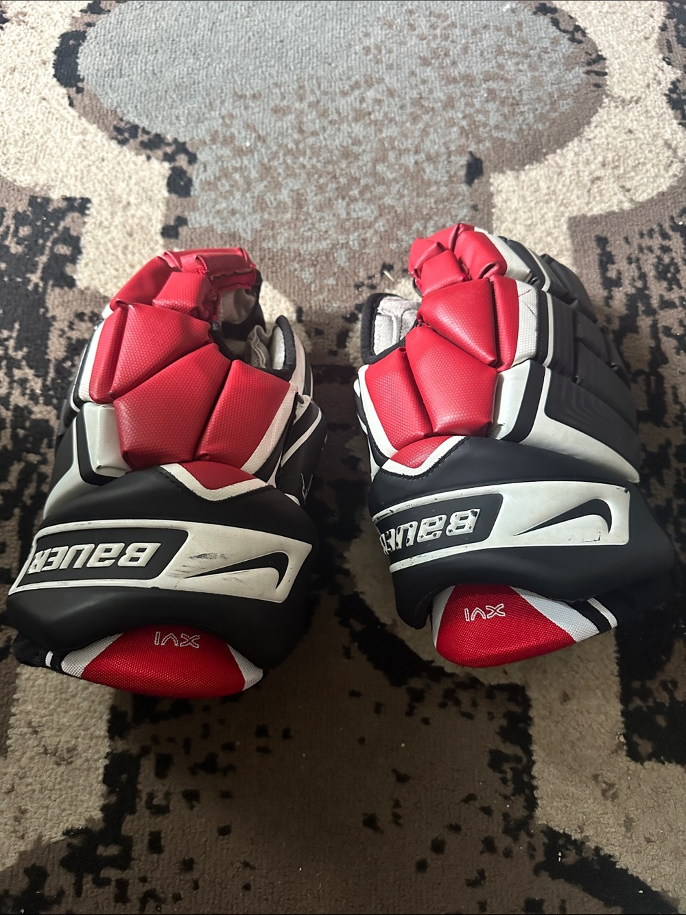 Nike Bauer Vapor XVI red black and white hockey gloves - size 14”
